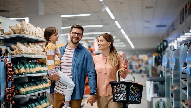 Intenção de consumo das famílias do Espírito Santo cresce em agosto e se mantém maior que a média nacional