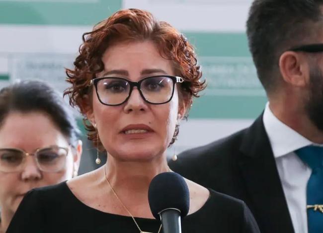 Itália começa a julgar extradição de Zambelli; audiência é suspensa