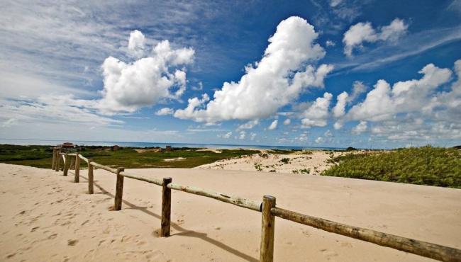 Itaúnas: a vila soterrada pelas dunas encanta turistas que visitam Conceição da Barra, no Norte do Espírito Santo