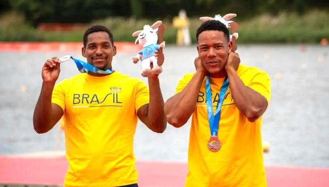 Jacky Godmann e Gabriel Nascimento são prata no Mundial de Canoagem