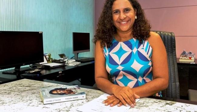 Jaqueline Moraes participa de live com movimento Transparência Capixaba