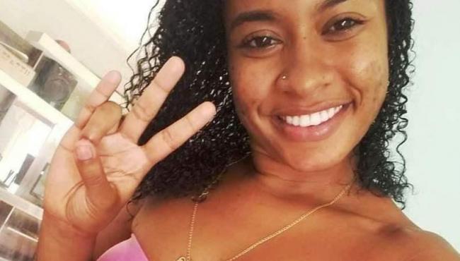 Jovem é assassinada dentro da própria casa em Cariacica, ES