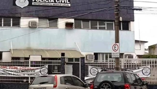 Jovem é morto com mais de 30 tiros em rua de Vila Velha, no ES