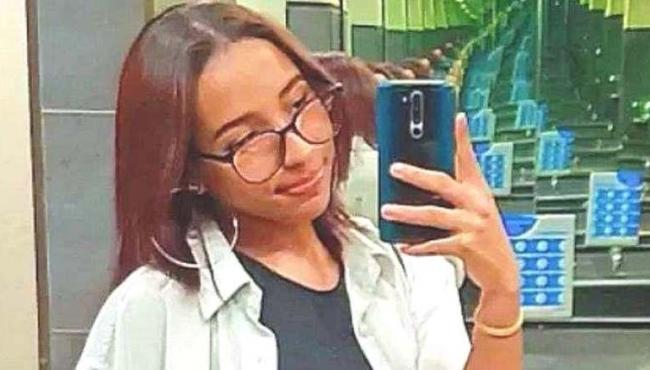 Jovem viraliza após se candidatar para vaga de prostituta, por engano
