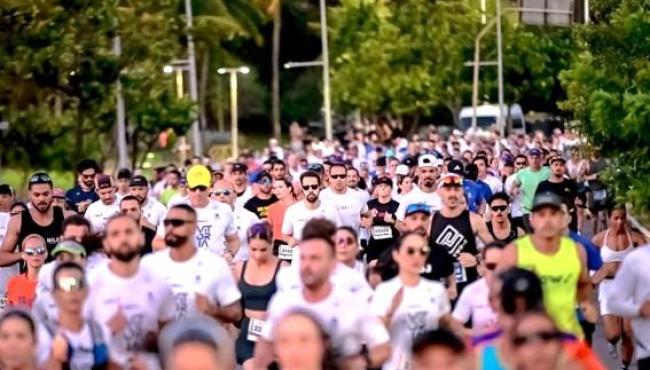 Leonardo Alves conquista pela terceira vez a Maratona de Vitória e fecha a prova em 2h31