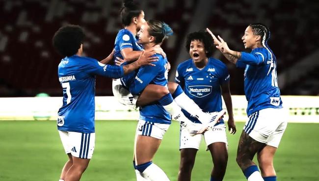 Libertadores Feminina: Cruzeiro resiste à altitude e vence na estreia