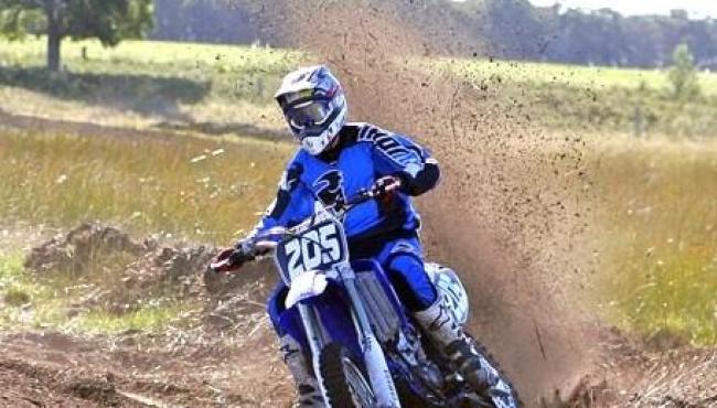 Linhares, no ES, recebe Campeonato Capixaba Amador de Motocross e Supercross com pilotos de quatro estados