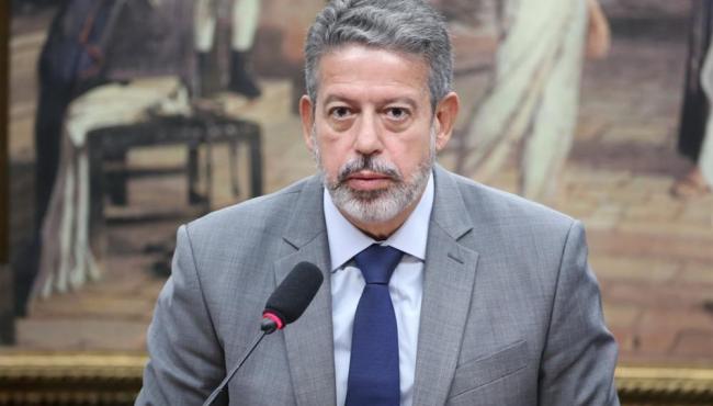 Lira amplia faixa da redução parcial do IR para quem recebe até R$ 7.350