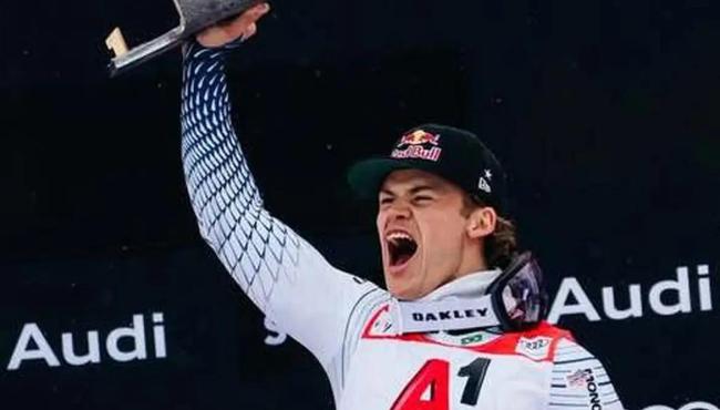 Lucas Pinheiro abre temporada com ouro em slalom gigante na Áustria
