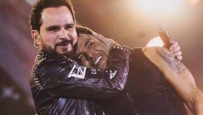 Luciano faz homenagem para Zezé Di Camargo no aniversário do irmão de 61 anos