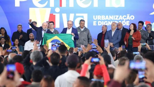 Lula anuncia programa que investirá R$ 4,67 bilhões em bairros pobres