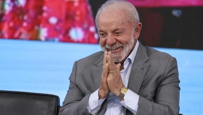 Lula descarta desafiar EUA, mas diz que Brasil não é republiqueta