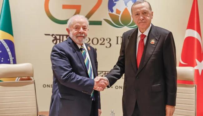 Lula e Erdogan, presidente da Turquia, conversam sobre Gaza e COP