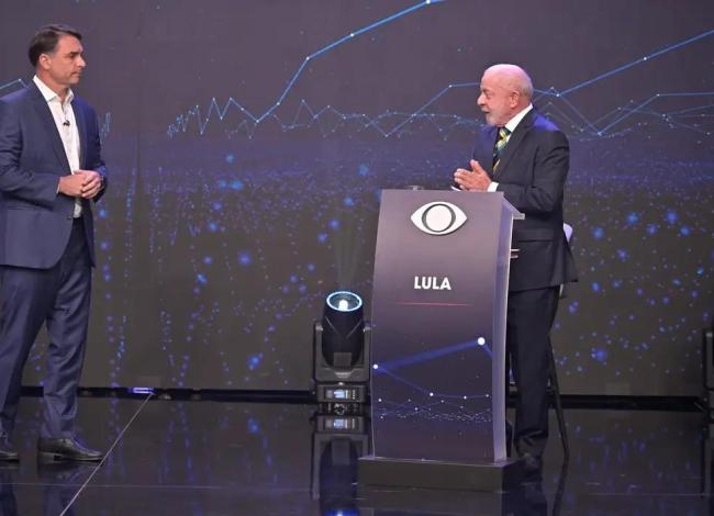 Lula e Flávio fazem primeiro debate das eleições na TV Band