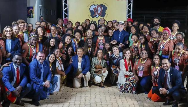 Lula entrega 18 novos títulos de territórios quilombolas