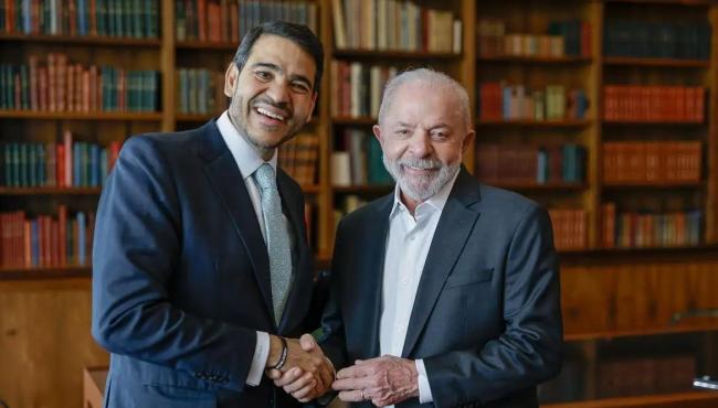 Lula indica Messias para vaga de Barroso no STF