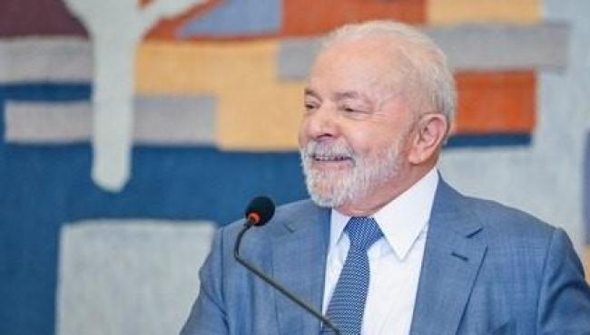 Lula quer preservar salário mínimo e Bolsa Família em texto da nova regra fiscal