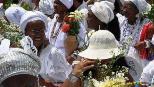 Mãe perde guarda da filha após menina passar por ritual do candomblé