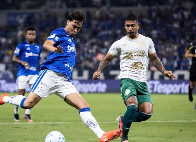 Maiores campeões, Cruzeiro e Grêmio vão às quartas da Copa do Brasil