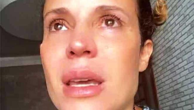 Maíra Charkén, ex-apresentadora do Vídeo Show chora ao falar de falta de dinheiro