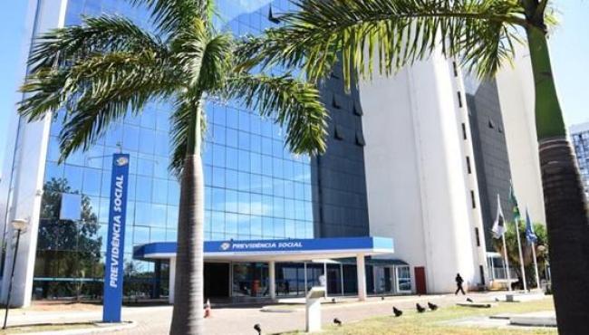 Mais de 1,2 milhão de aposentados e pensionistas do INSS recebem até quinta-feira (31)