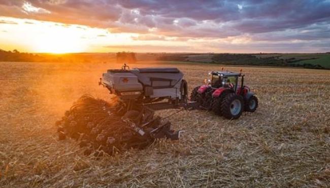 Máquinas agrícolas de alta tecnologia despontam como estratégia para mitigação do custo do diesel em 2026