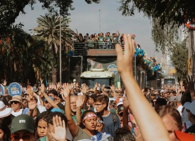 Marcha para Jesus reúne público evangélico em São Paulo