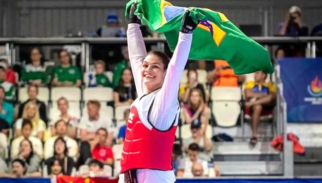 Maria Clara Pacheco é ouro em 3ª etapa do Grand Prix de taekwondo