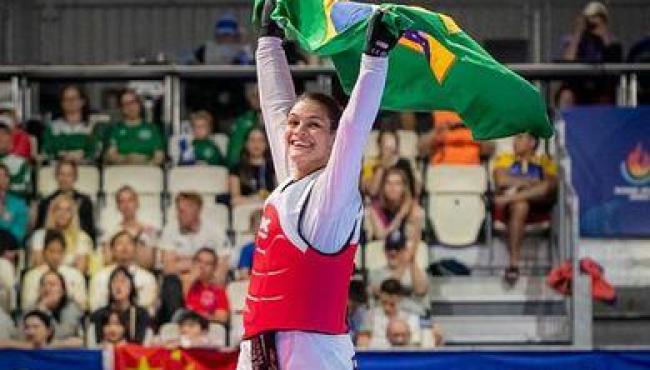 Maria Clara Pacheco mantém hegemonia no ciclo olímpico do taekwondo