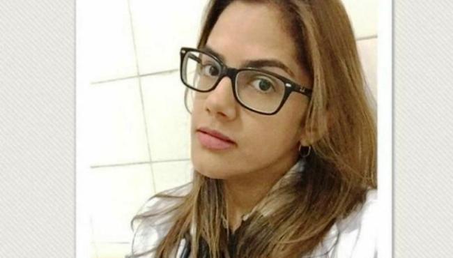 Médica é morta com 17 facadas pelo ex-marido na frente da filha