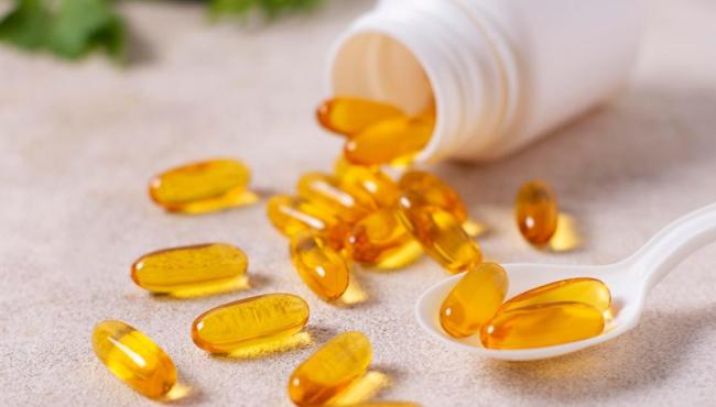 Médico revela sintomas da deficiência de vitamina B12 no corpo
