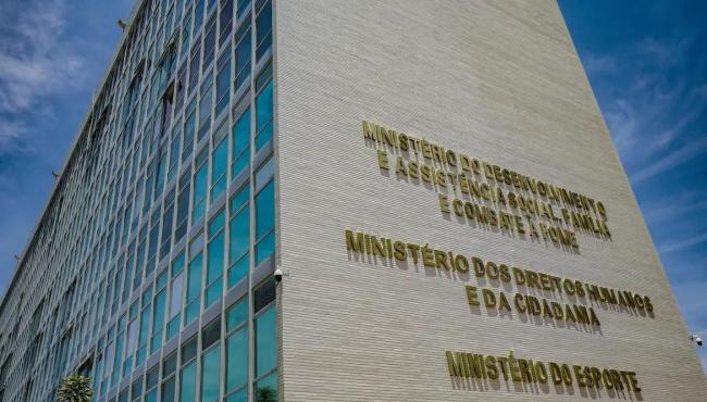 Ministérios reagem à absolvição de homem que estuprou menina em MG