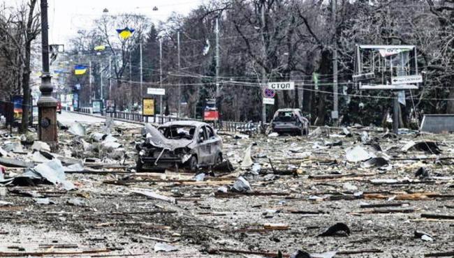 Míssil russo destrói praça do governo em Kharkiv, segunda maior cidade da Ucrânia