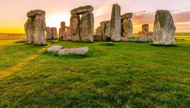 Mistério resolvido: Cientistas descobrem origem das pedras de Stonehenge