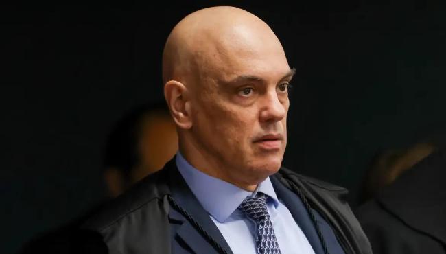 Moraes autoriza Bolsonaro a receber Tarcísio e outros aliados em casa