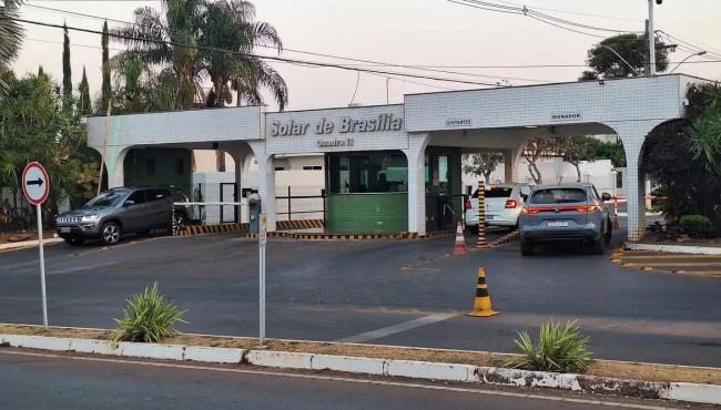 Moraes autoriza Bolsonaro a sair da prisão domiciliar para dentista