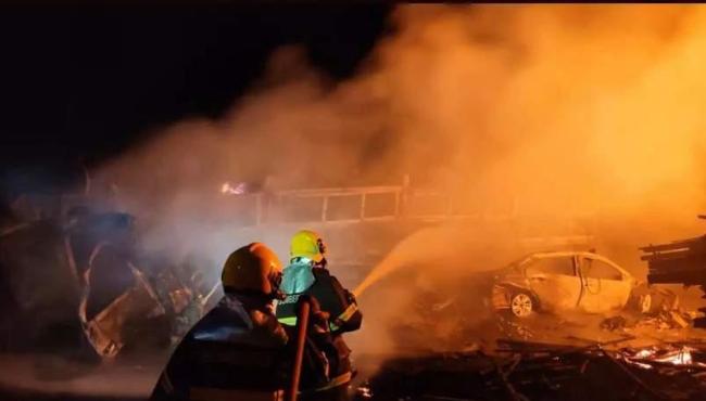 Motorista morre carbonizado em grave acidente na BR-101, em Guarapari