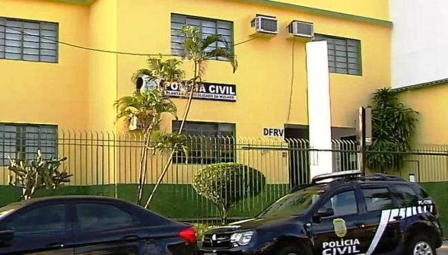 Mulher é agredida pelo namorado e quase tem orelha arrancada na Serra