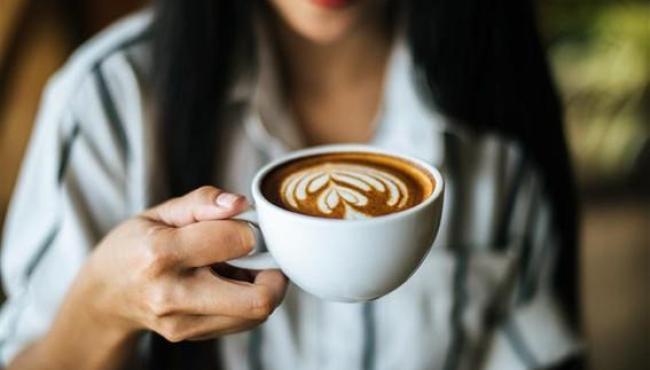 Nutróloga do Hucam explica quais são os efeitos da cafeína no organismo