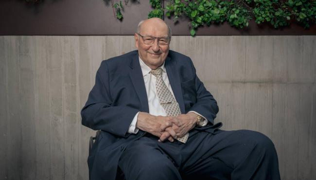 O jurista Ives Gandra Martins toma posse na Academia Brasileira de Ciências e lança livro