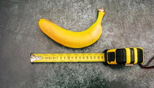 O pênis pode diminuir de tamanho ao longo da vida? Saiba quando procurar um especialista