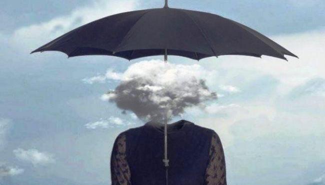 O que é o nevoeiro mental, um dos sintomas menos conhecidos da menopausa