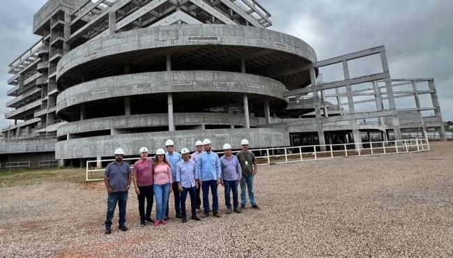 Obras do Hospital Estadual Geral de Cariacica no ES seguem em ritmo acelerado