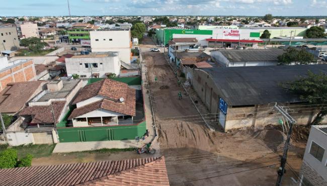 Obras na orla de Guriri, São Mateus, refletem diretamente em melhorias de mais ruas do balneário