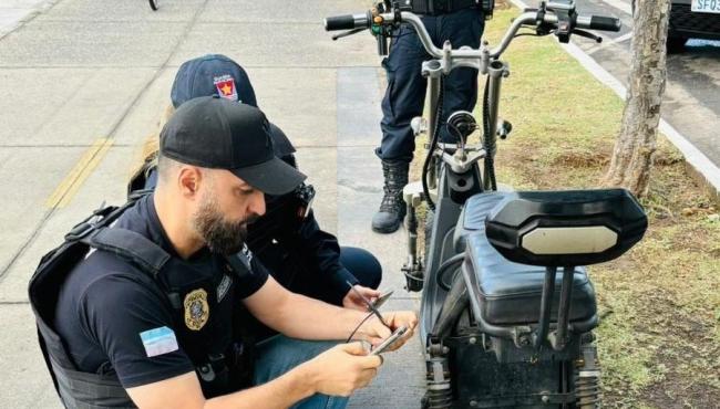 Operação Integrada apreende 12 ciclomotores e flagra condutores sem habilitação