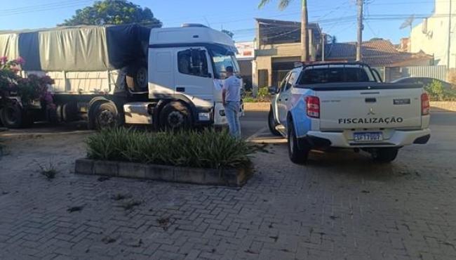 Operação volante flagra transporte irregular de pimenta-do-reino e café no Norte do Espírito Santo