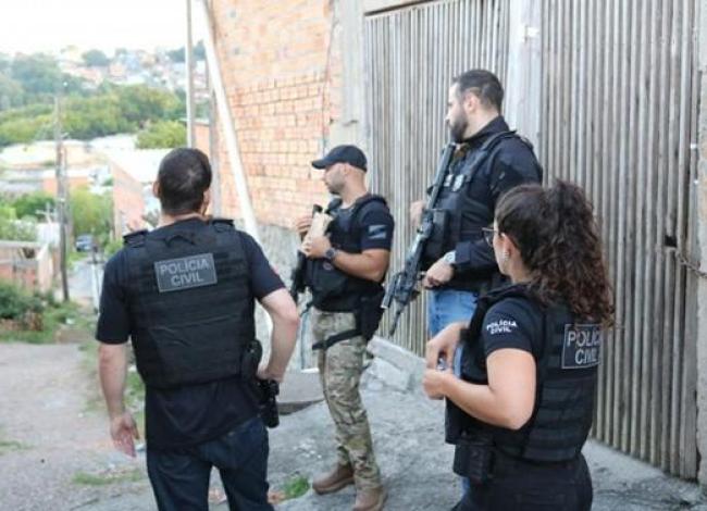 Operações do Governo do Brasil prendem 201 suspeitos de crimes contra mulheres e reforçam ações do Pacto contra o Feminicídio, no Espírito Santo,