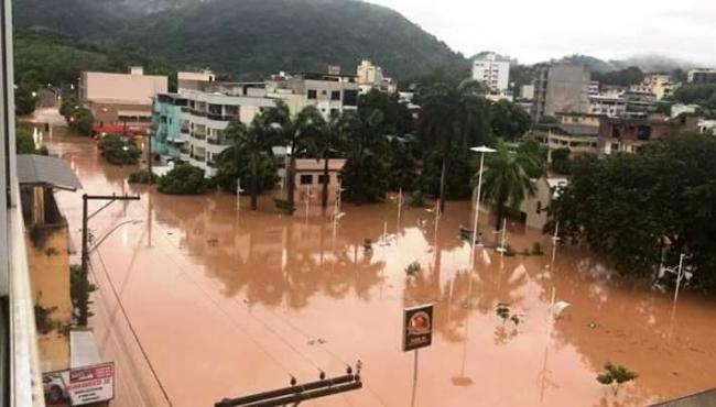 Outros municípios do ES são fortemente afetados pela chuva neste sábado