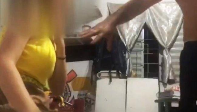Padrasto é preso por abusar sexualmente de enteada de 13 anos; vítima gravou ato