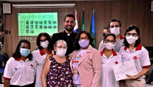 Padre Patric agradece à Câmara de São Mateus pelo reconhecimento ao trabalho da Cáritas Santo Antônio